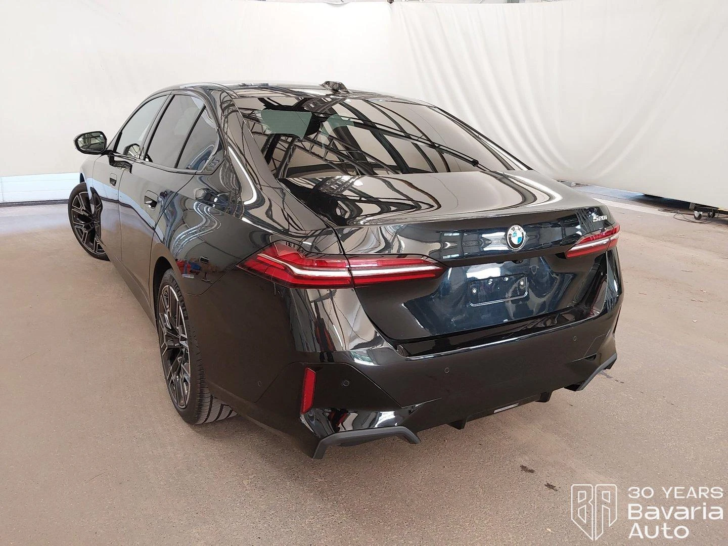 BMW 520 i Steptronic, снимка 2 - Автомобили и джипове - 56302778