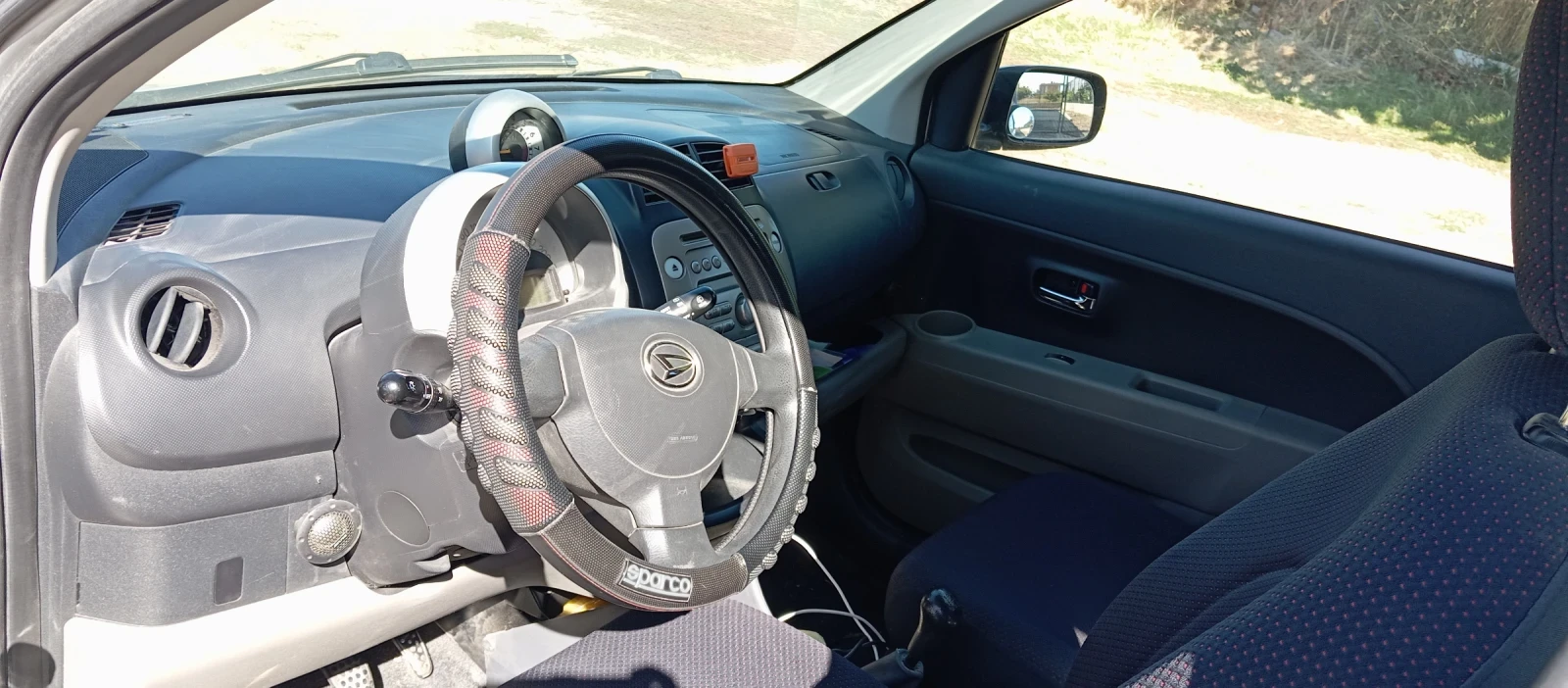 Daihatsu Sirion, снимка 13 - Автомобили и джипове - 56340610