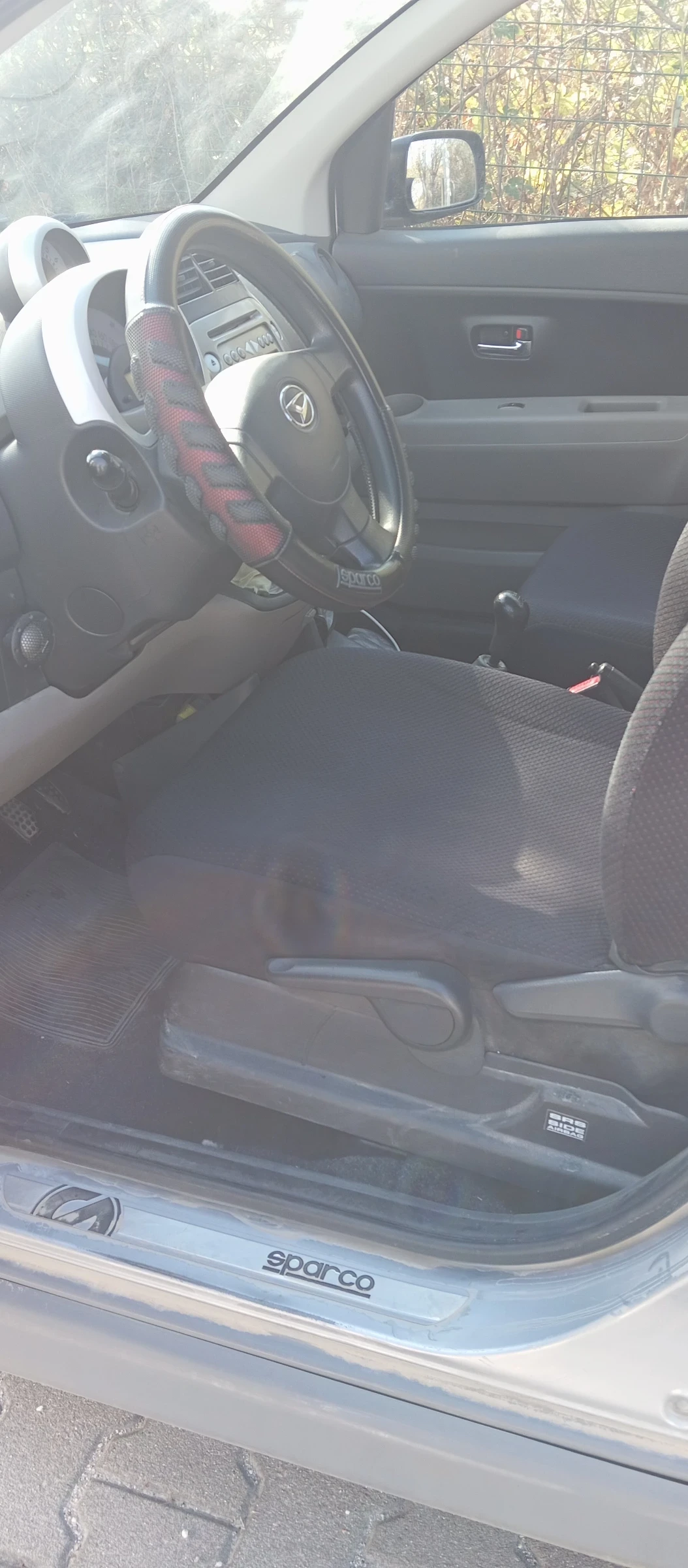 Daihatsu Sirion, снимка 2 - Автомобили и джипове - 56340610