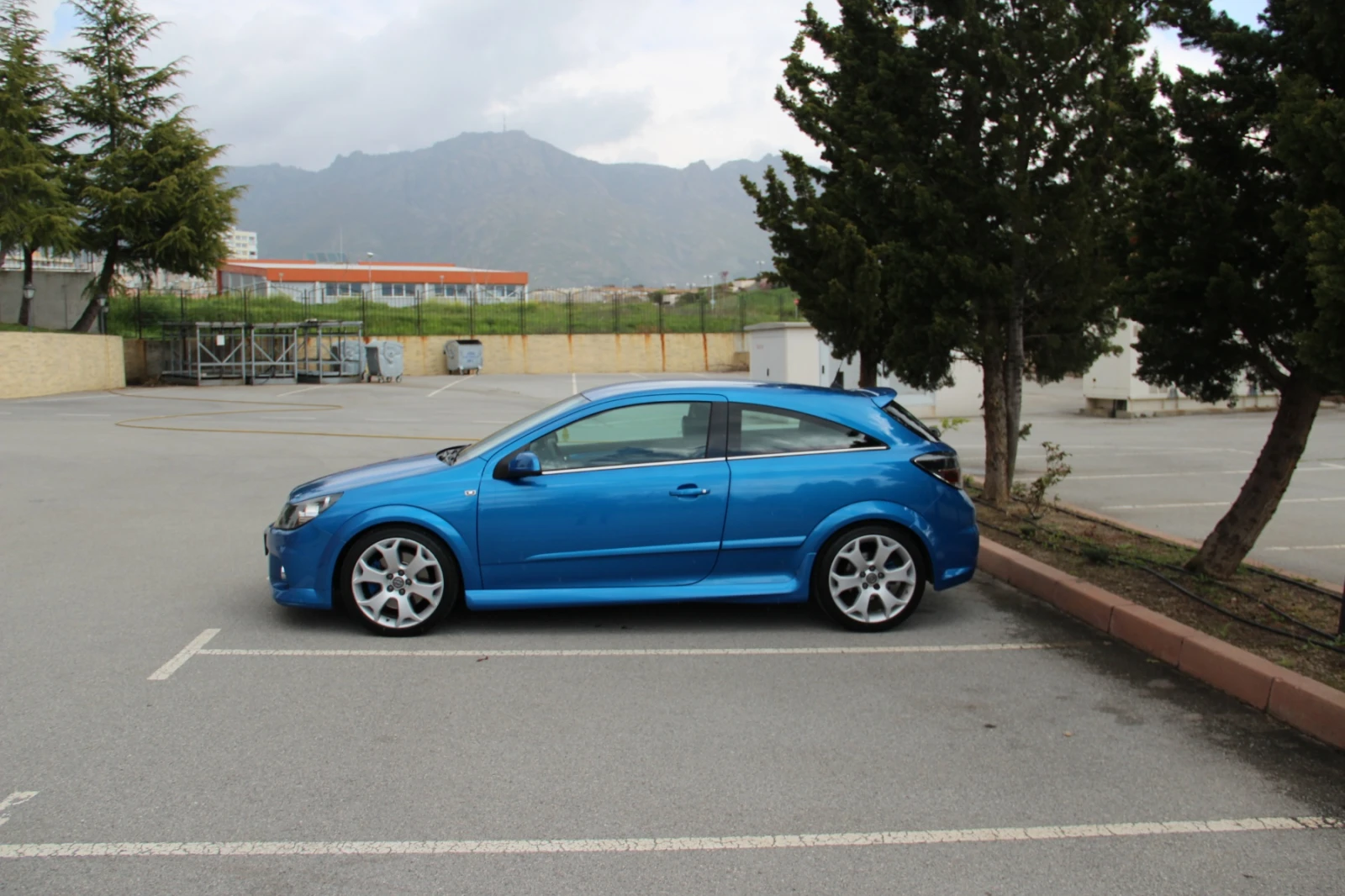 Opel Astra GTC OPC, снимка 5 - Автомобили и джипове - 56684885