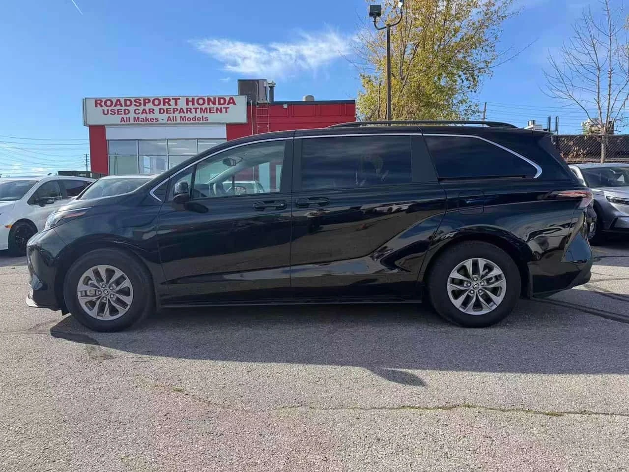 Toyota Sienna * AWD * CARFAX * ����� �� ����������� | Mobile.bg � ����������� 2