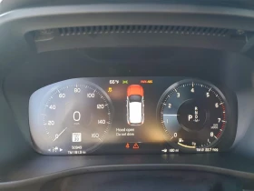 Volvo XC40 DIGITAL* ПОДГРЕВ* KOЖА* PANO, снимка 9