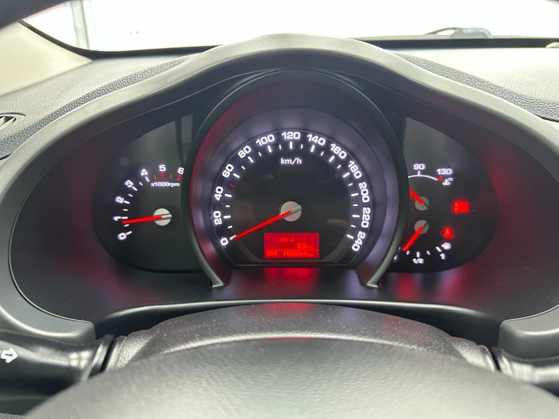 Kia Sportage 1.7crdi 6c.k Euro 5A, снимка 11 - Автомобили и джипове - 51906143