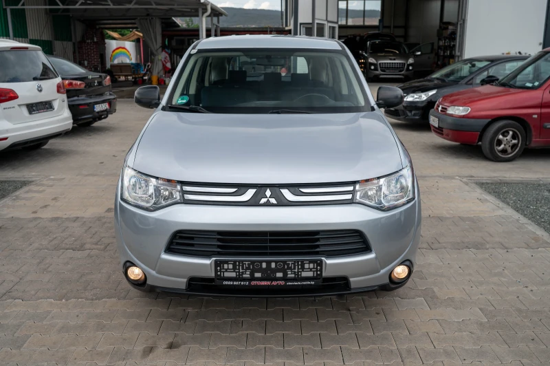 Mitsubishi Outlander 2.0i* 150кс* 2014г., снимка 3 - Автомобили и джипове - 47134007