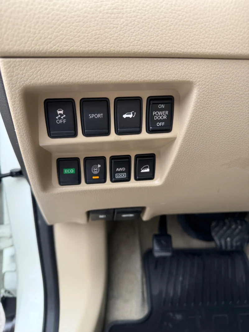 Nissan Rogue SL 2.5i / AWD / 360 камера / Full, снимка 10 - Автомобили и джипове - 53251307