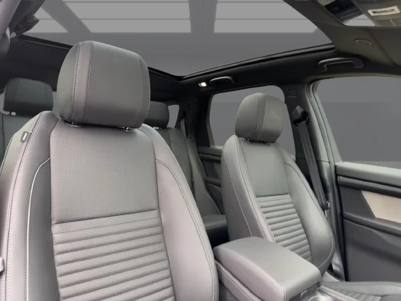 Land Rover Discovery Sport D200 = Dynamic HSE = 7 Seats Гаранция, снимка 9 - Автомобили и джипове - 55070508
