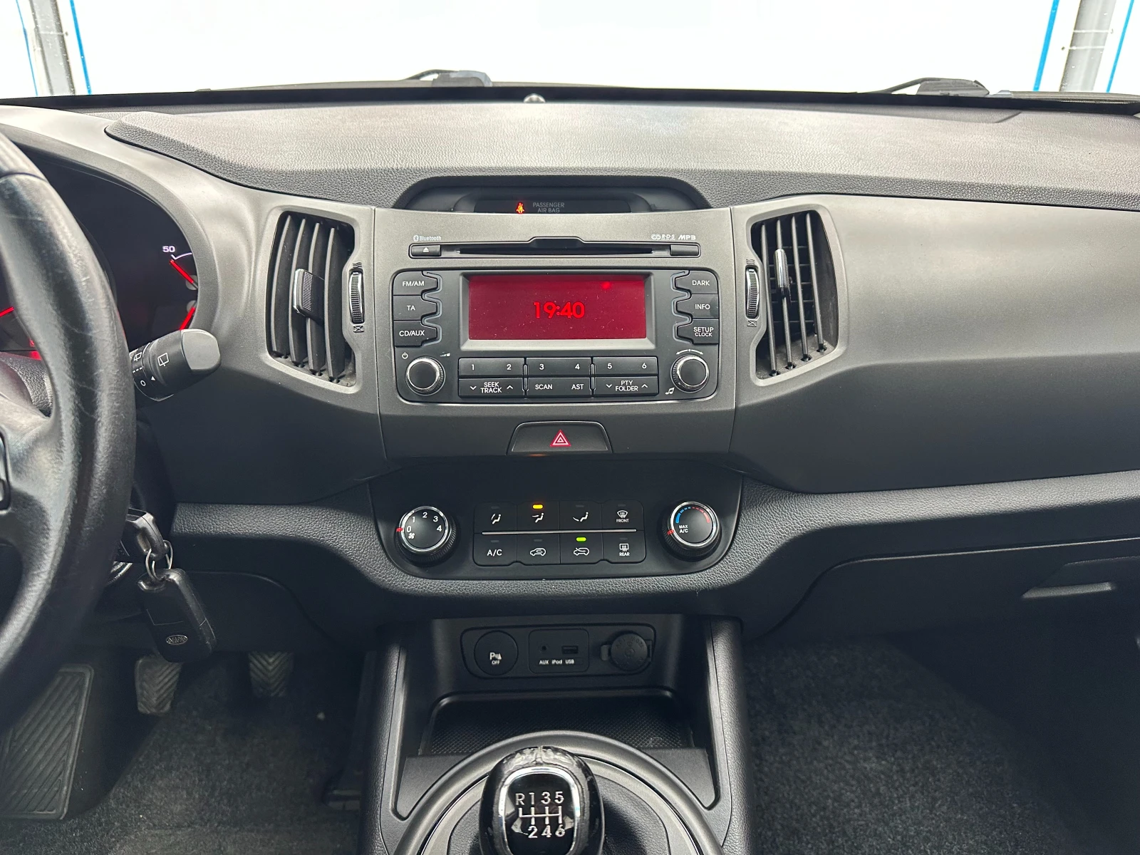 Kia Sportage 1.7crdi 6c.k Euro 5A - изображение 10
