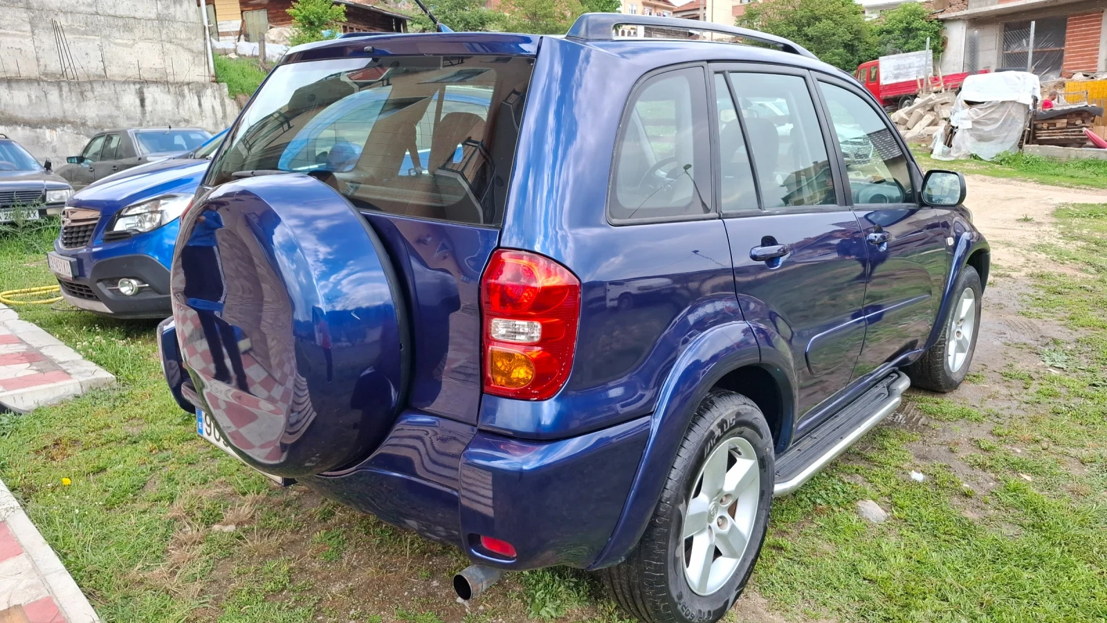 Toyota Rav4 Внос Испания, без ръжди - изображение 4