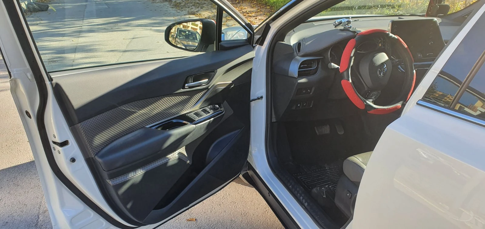 Toyota C-HR  - изображение 3