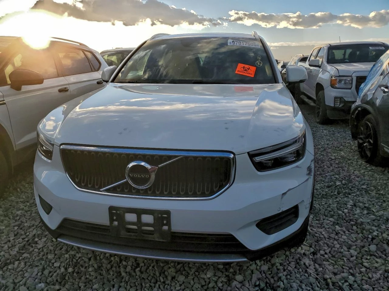 Volvo XC40 DIGITAL* ПОДГРЕВ* KOЖА* PANO - изображение 3