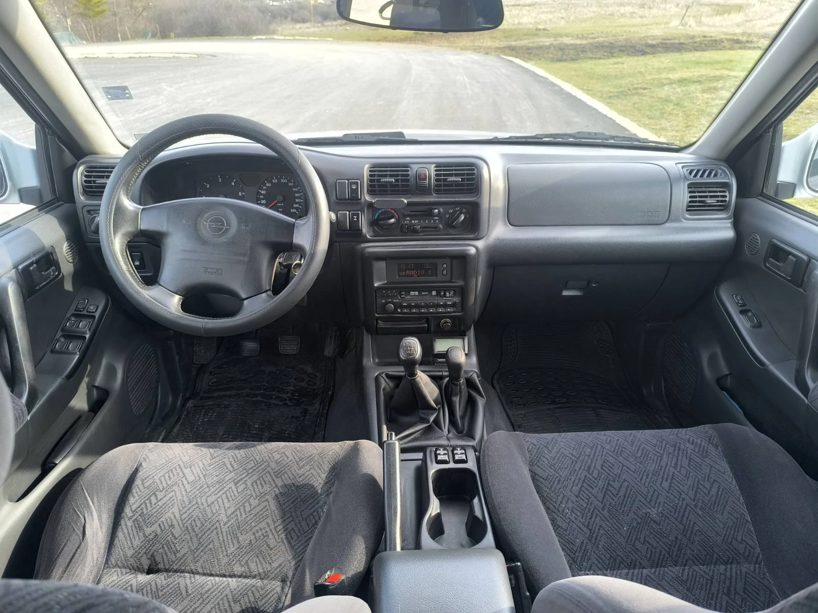 Opel Frontera, снимка 9 - Автомобили и джипове - 53756876