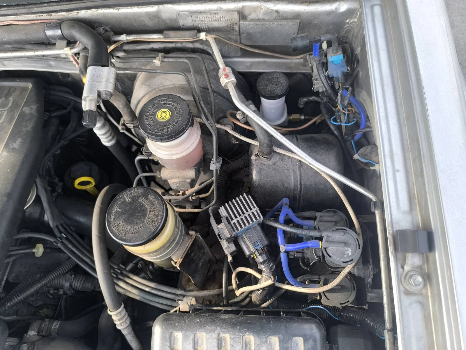 Opel Frontera, снимка 14 - Автомобили и джипове - 53756876