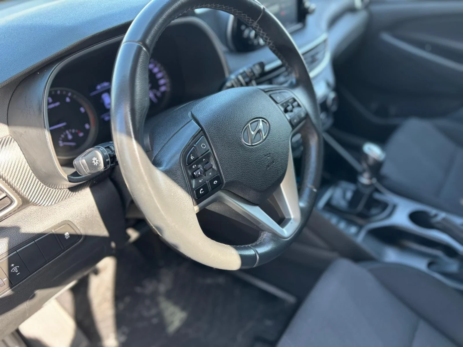 Hyundai Tucson 1.6CRDI, LED, Kamera, Car-Play, Evro6, Top, снимка 12 - Автомобили и джипове - 53825960