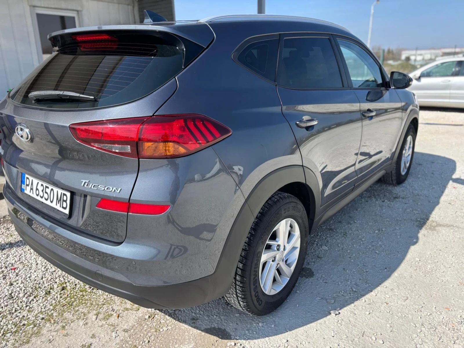 Hyundai Tucson 1.6CRDI, LED, Kamera, Car-Play, Evro6, Top, снимка 2 - Автомобили и джипове - 53825960
