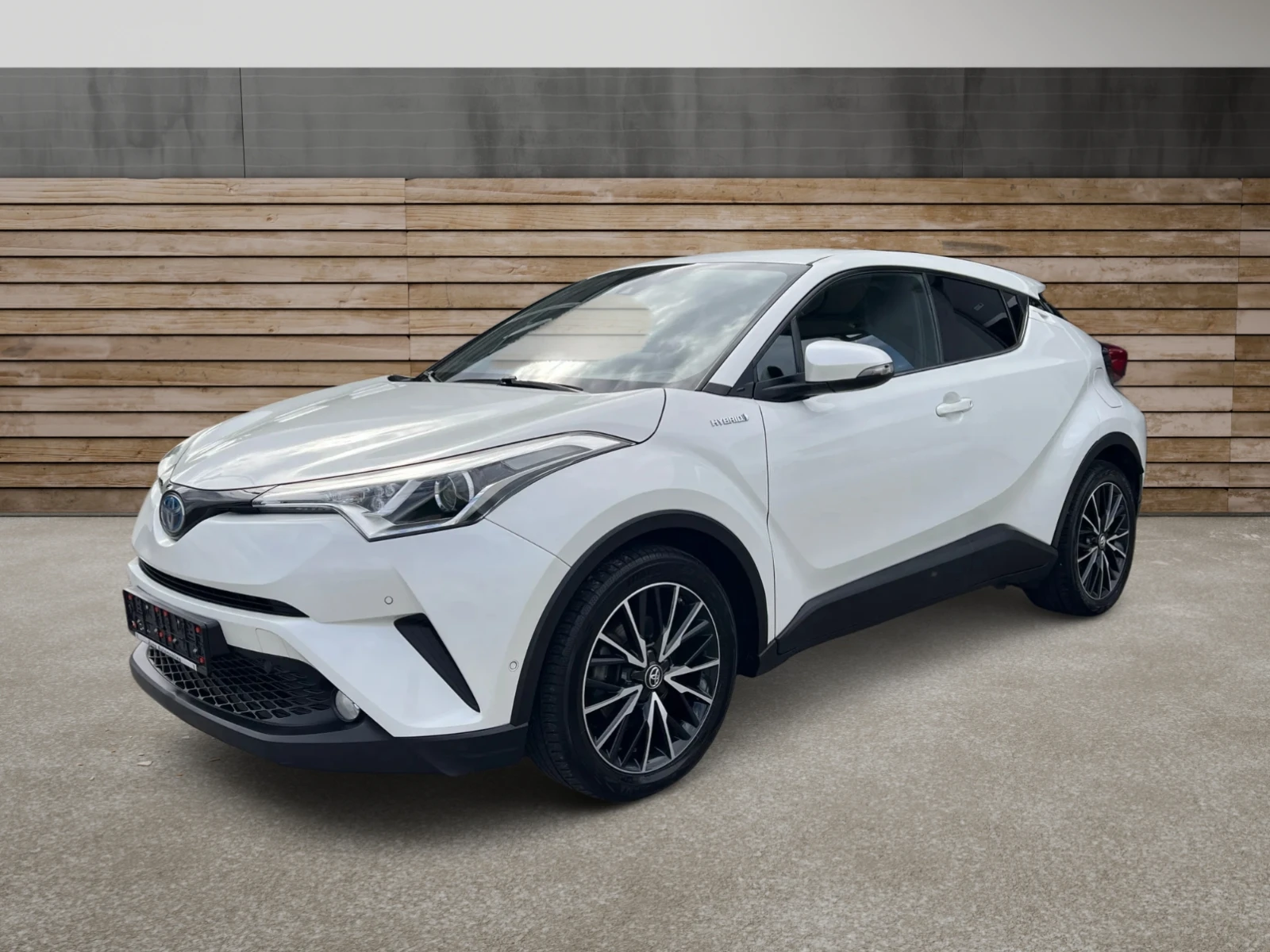 Toyota C-HR Hybrid 130000km ПРОЧЕТИ ОПИСАНИЕТО