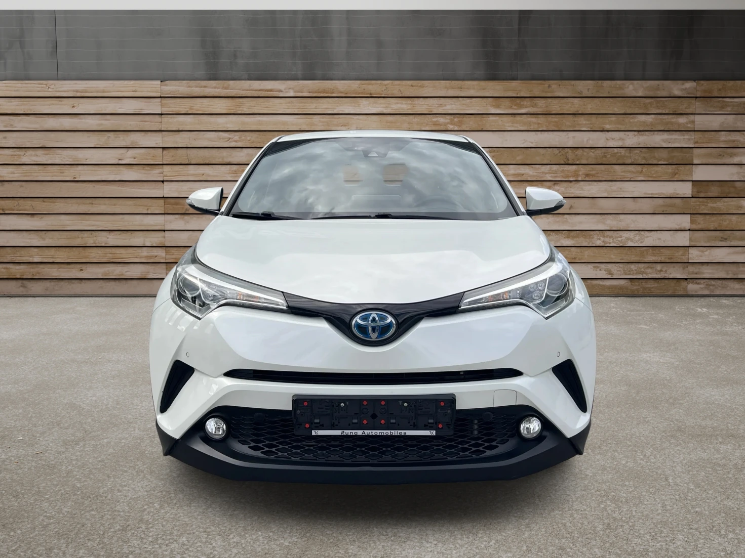 Toyota C-HR Hybrid 130000km ПРОЧЕТИ ОПИСАНИЕТО, снимка 2 - Автомобили и джипове - 54674225