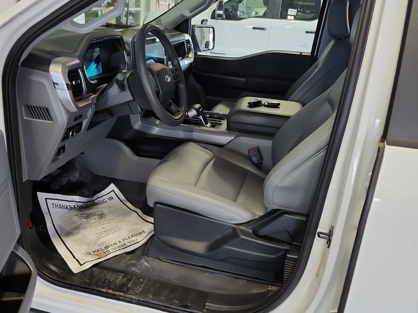 Ford F150 Lightning PRO CREW CAB SHORT BED | Mobile.bg � ����������� 9
