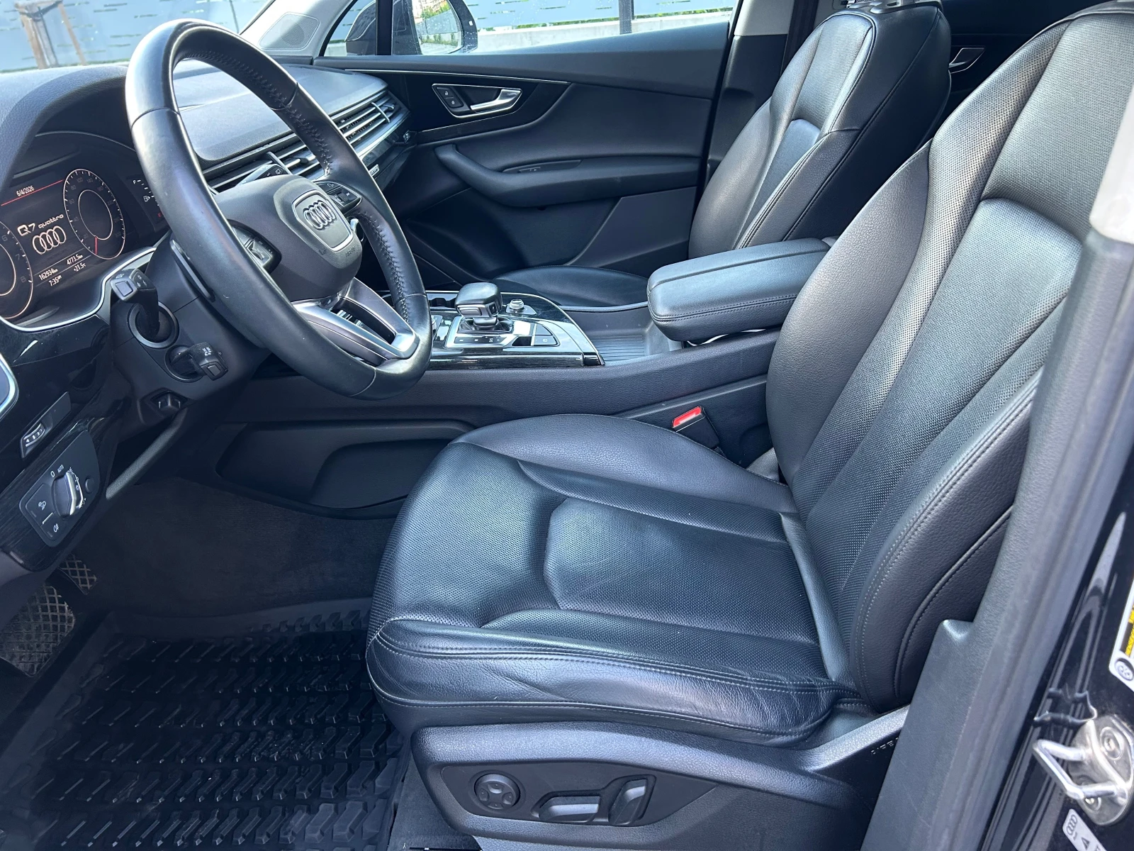 Audi Q7 3.0TFSI, снимка 10 - Автомобили и джипове - 55365902