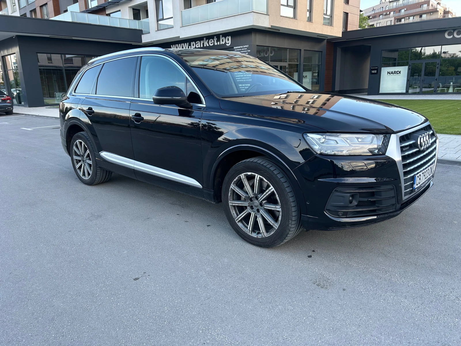 Audi Q7 3.0TFSI, снимка 2 - Автомобили и джипове - 55365902