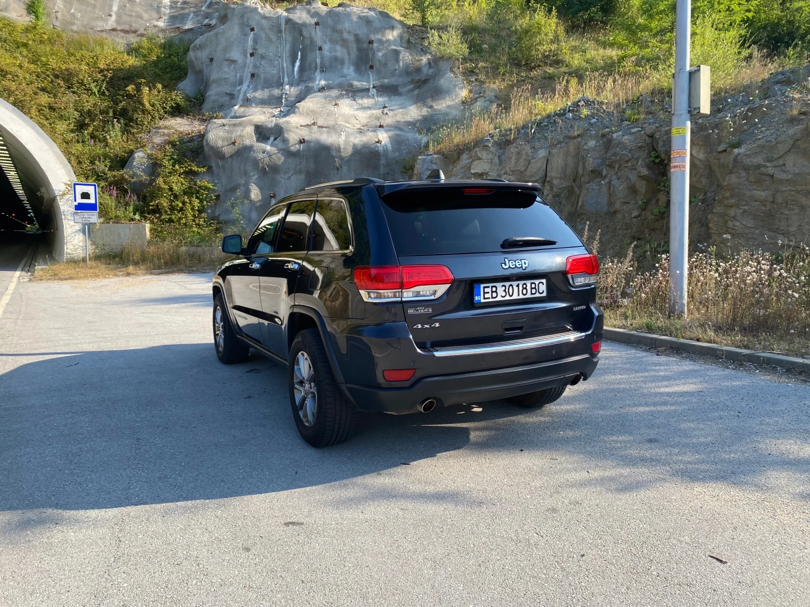 Jeep Grand cherokee 3.6 бензин, снимка 6 - Автомобили и джипове - 55611856
