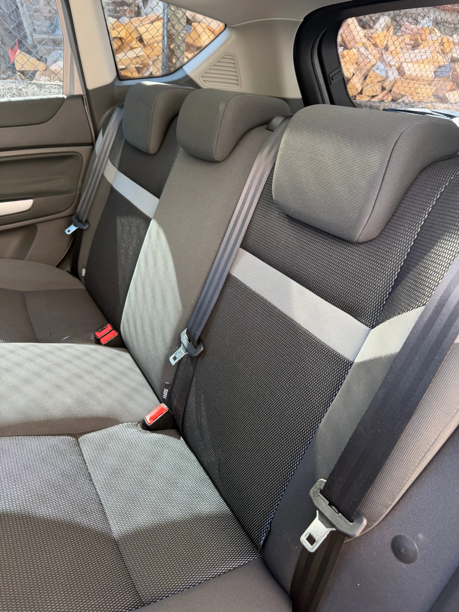 Ford Kuga, снимка 9 - Автомобили и джипове - 56049801
