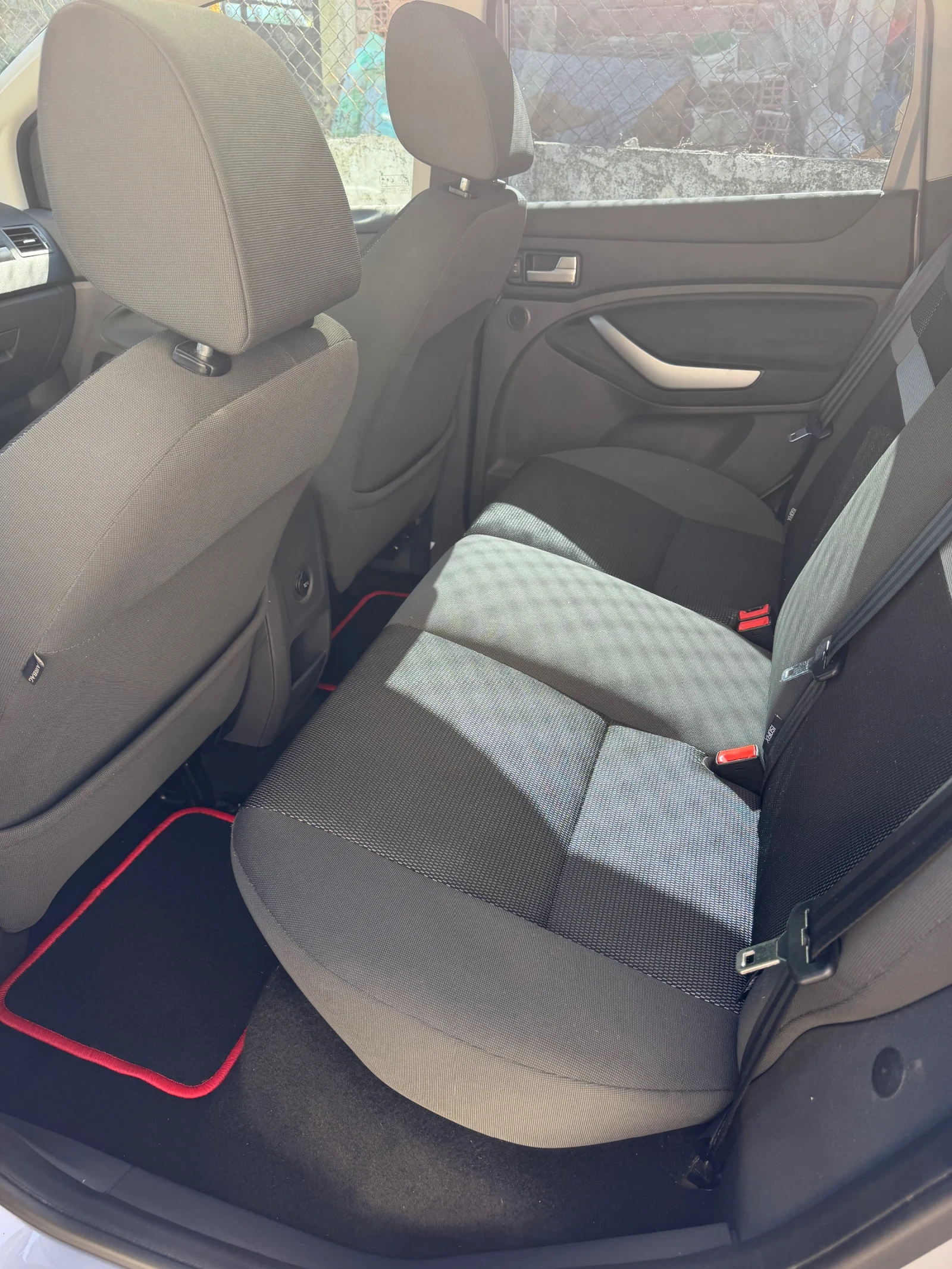 Ford Kuga, снимка 10 - Автомобили и джипове - 56049801