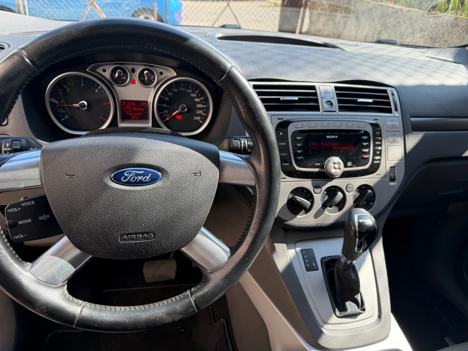 Ford Kuga, снимка 6 - Автомобили и джипове - 56049801