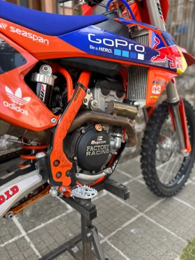 Обява за продажба на Ktm SX-F 250 Factory Editon /Fmf /Регистарция ~7 700 лв. - изображение 2