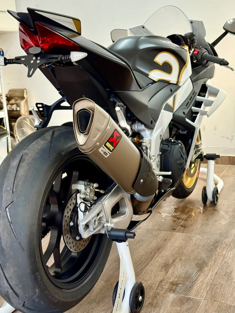 Aprilia RSV4 1100 FACTORY, снимка 5 - Мотоциклети и мототехника - 51620239