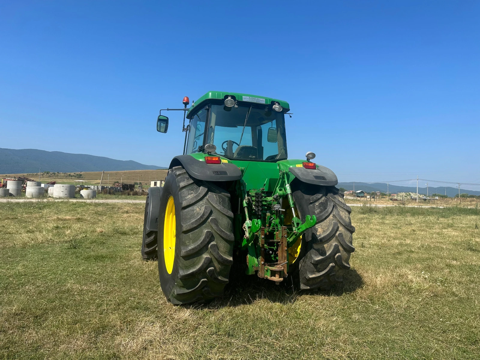 Трактор John Deere 8320 - изображение 8