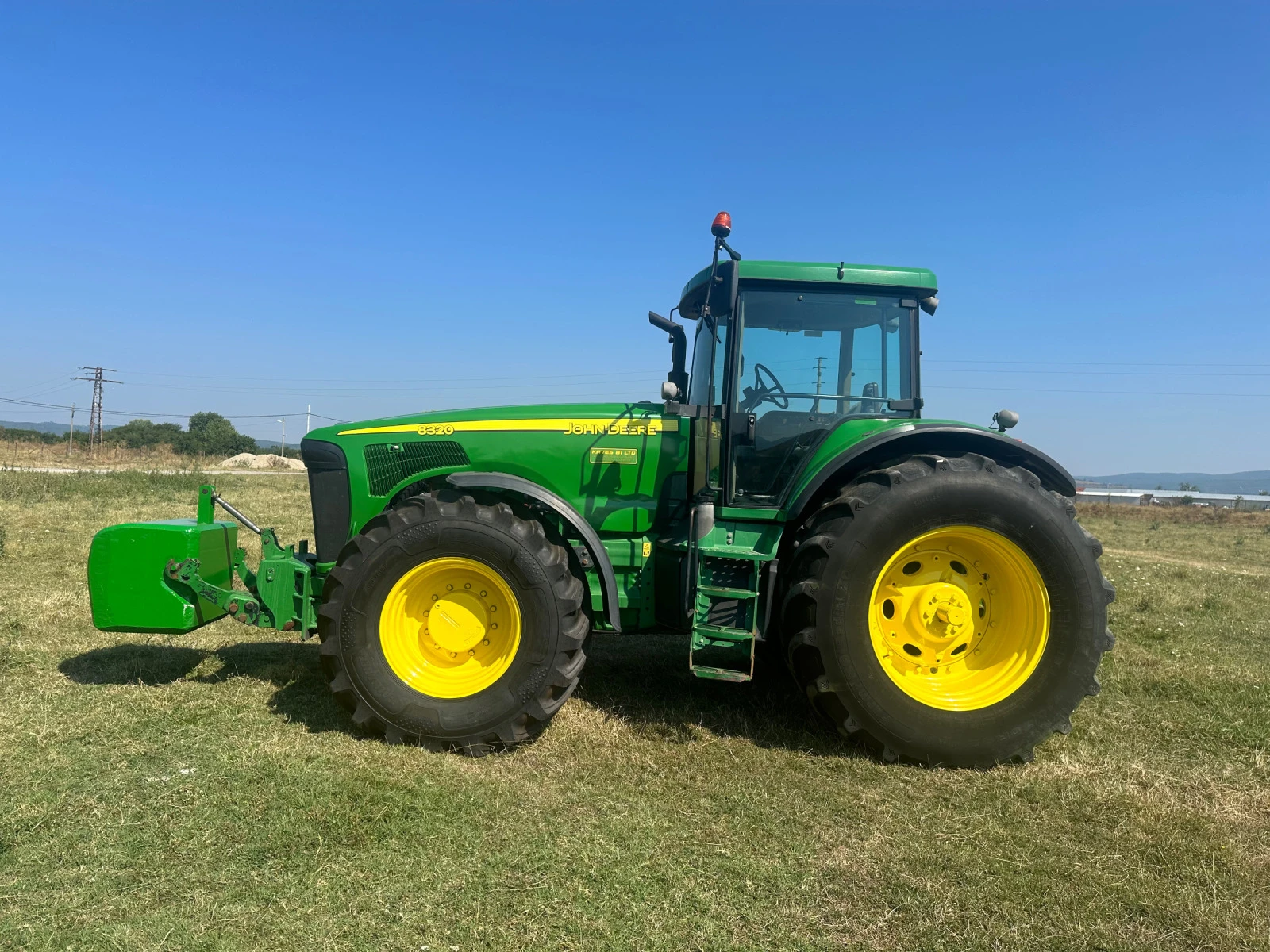 Трактор John Deere 8320 - изображение 10