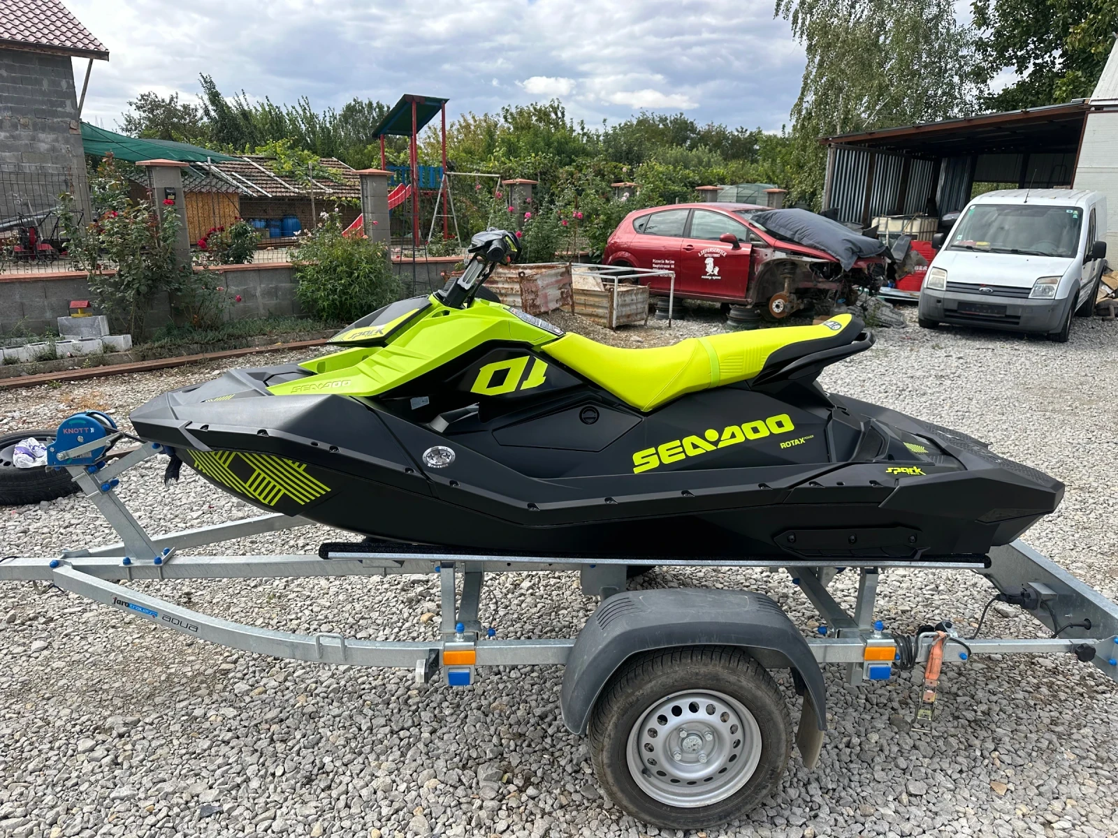 Джет Bombardier Sea Doo Spark Trixx 3UP, снимка 3 - Воден транспорт - 54487133