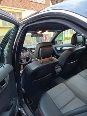 Mercedes-Benz C 200, снимка 10