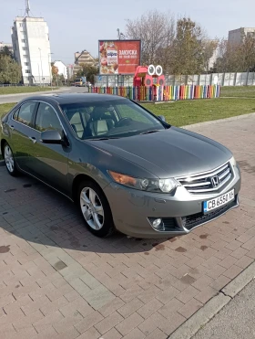 Honda Accord 2.0 автом. Газ executive , снимка 1