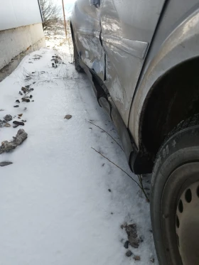 Opel Vectra 2.2 dtr - 900 € / 1760.25 лв. - 42177136 14