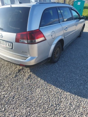 Opel Vectra 2.2 dtr - 900 € / 1760.25 лв. - 42177136 2