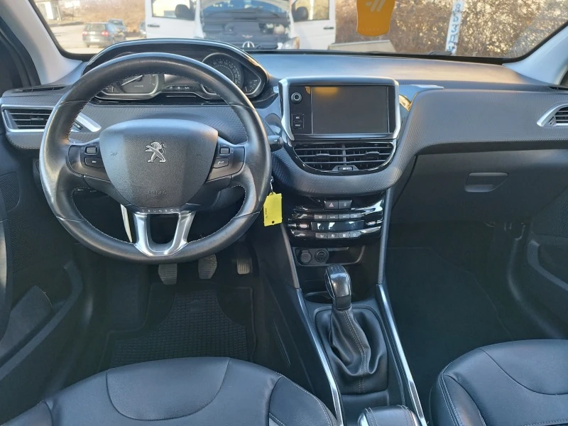 Peugeot 2008 1.6   BENZ, снимка 9 - Автомобили и джипове - 44167809