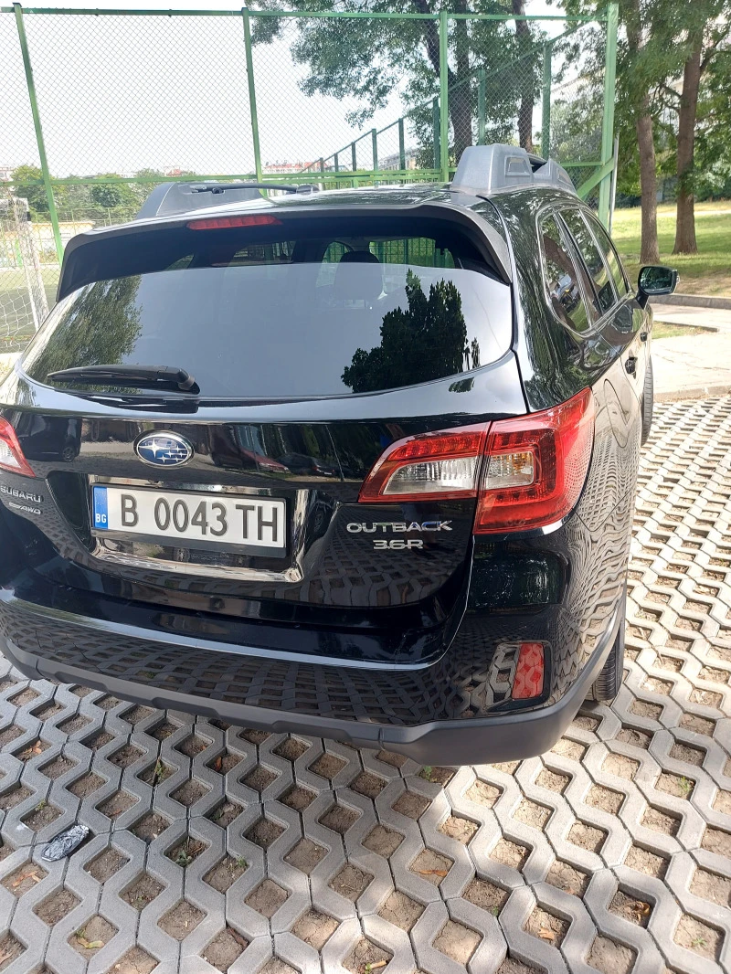 Subaru Outback, снимка 4 - Автомобили и джипове - 46740101