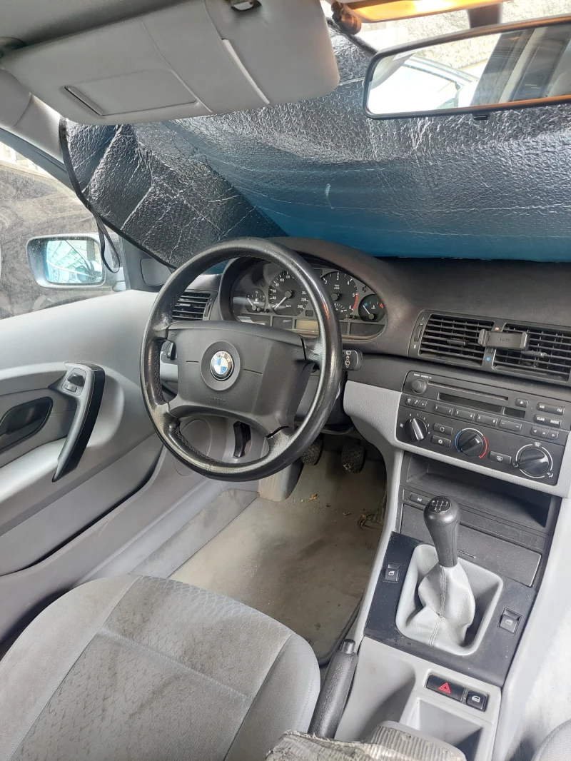 BMW 318, снимка 3 - Автомобили и джипове - 46899274