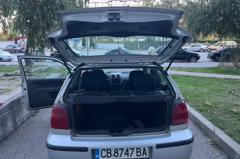 VW Polo 1.4, снимка 13 - Автомобили и джипове - 47393862