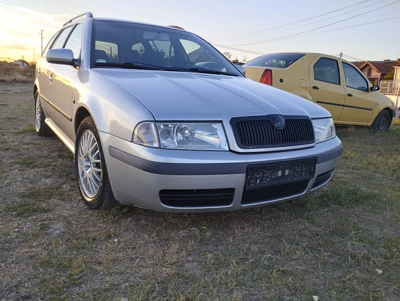 Skoda Octavia 1.8Т, снимка 2 - Автомобили и джипове - 47426382