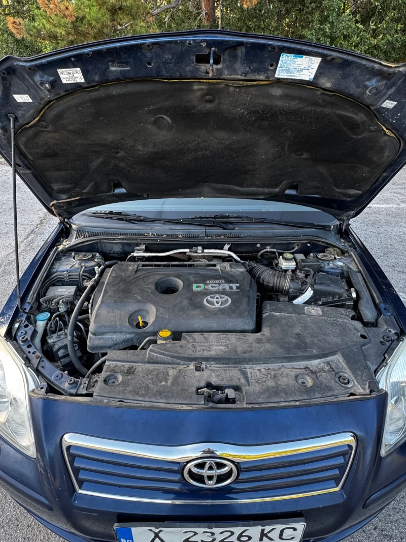 Toyota Avensis 2.2 D-CAT, снимка 14 - Автомобили и джипове - 47465137