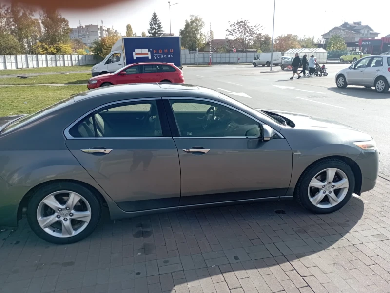 Honda Accord 2.0 автом. Газ executive , снимка 7 - Автомобили и джипове - 47759484