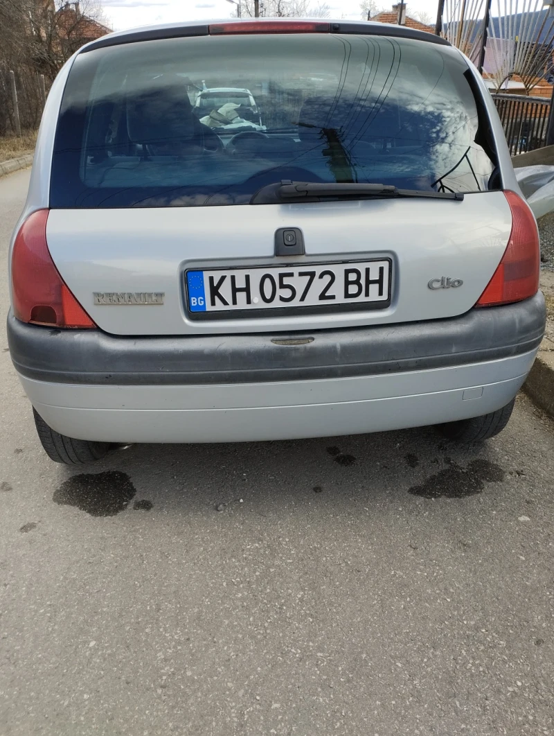 Renault Clio, снимка 8 - Автомобили и джипове - 48157942