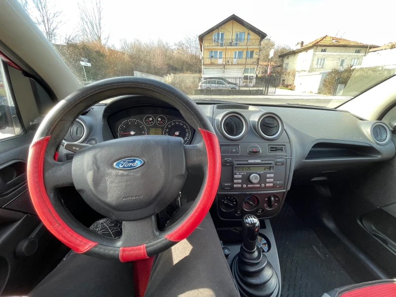 Ford Fiesta, снимка 5 - Автомобили и джипове - 48519871