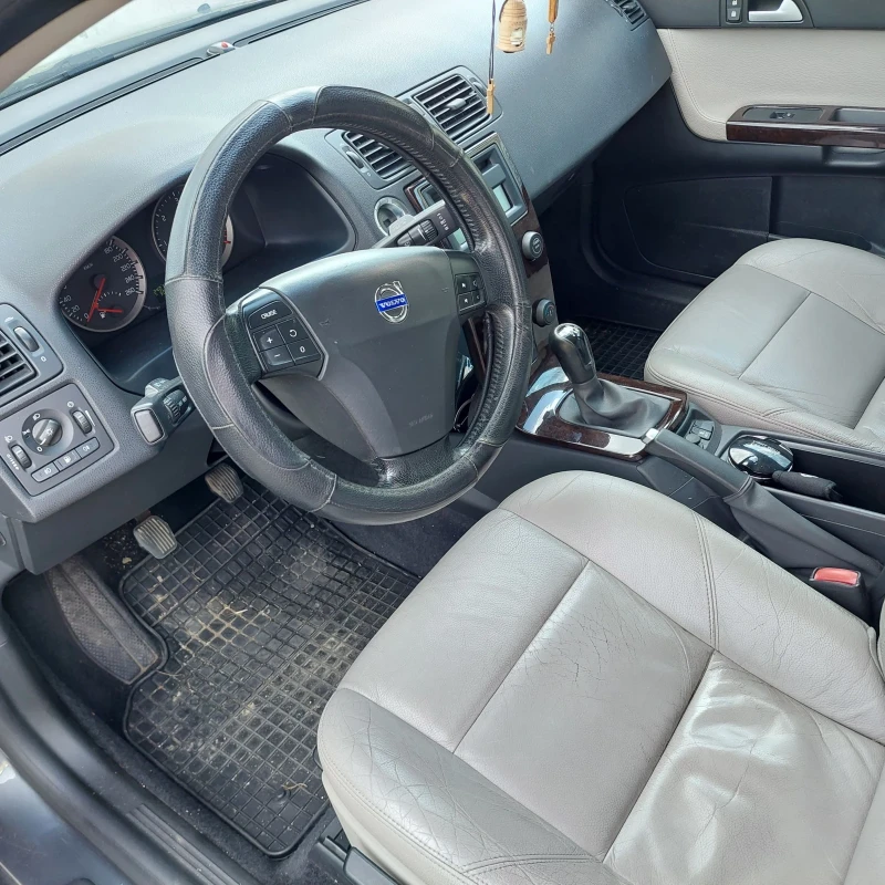Volvo V50, снимка 6 - Автомобили и джипове - 52336680