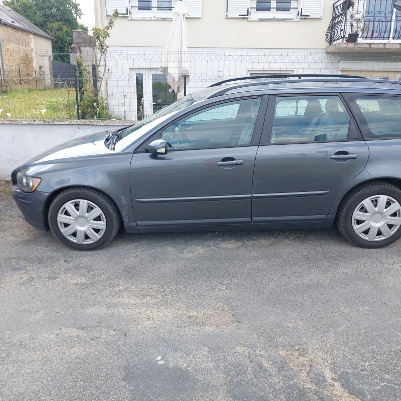 Volvo V50, снимка 4 - Автомобили и джипове - 52336680
