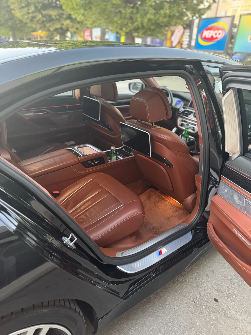 BMW 740 L X-Drive executive M pack individual, снимка 10 - Автомобили и джипове - 51321684