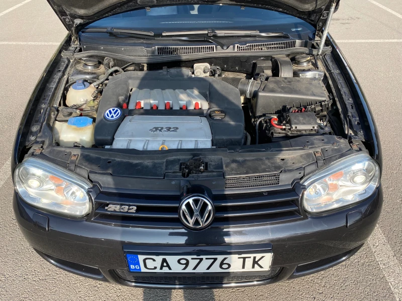 VW Golf R32, снимка 6 - Автомобили и джипове - 52529497
