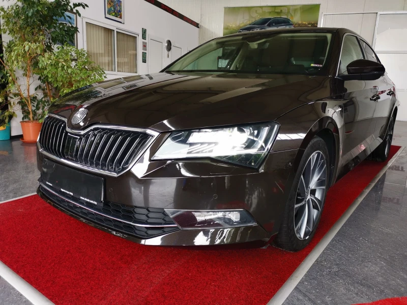 Skoda Superb, снимка 3 - Автомобили и джипове - 52639907
